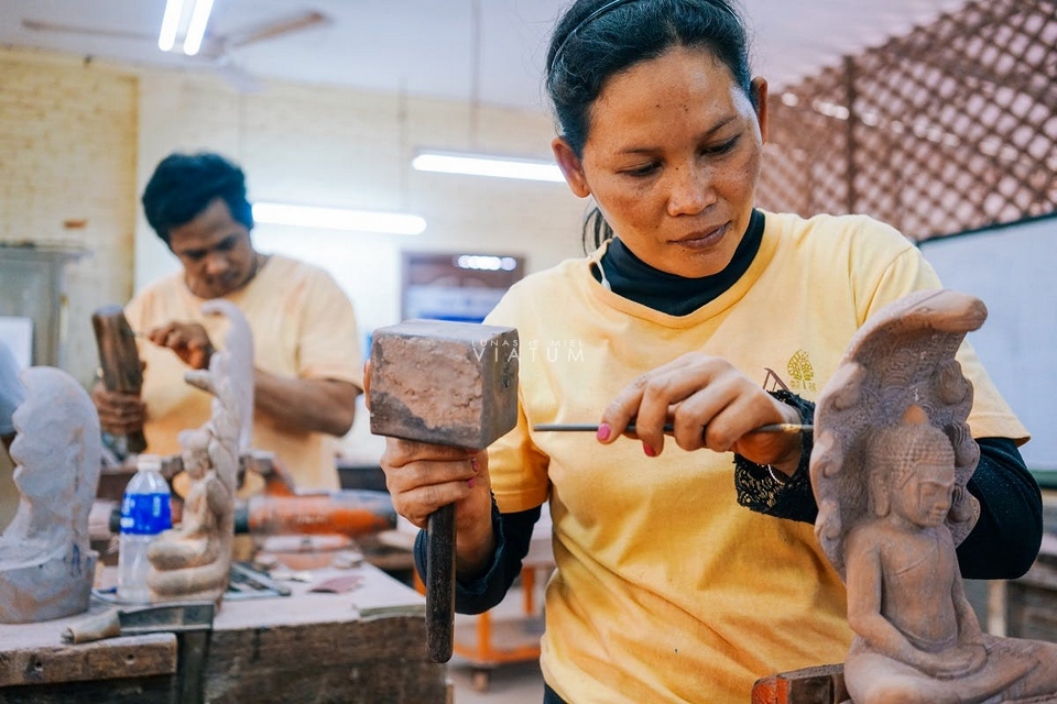 Visita fundación Le Artisan d'Angkor