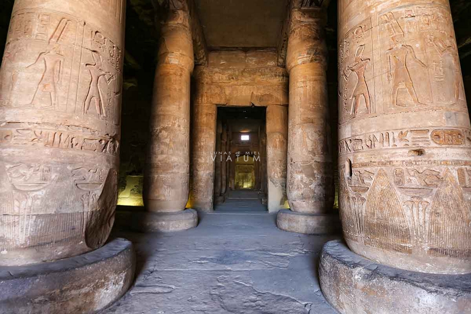 Visita templos de Abidos y Dendera