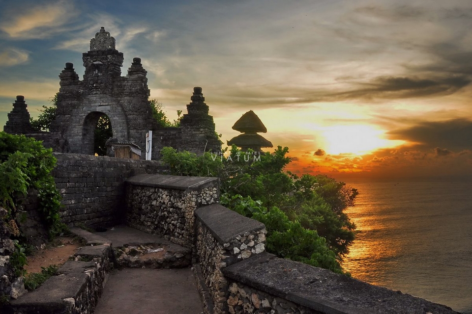 Visita Pura Uluwatu