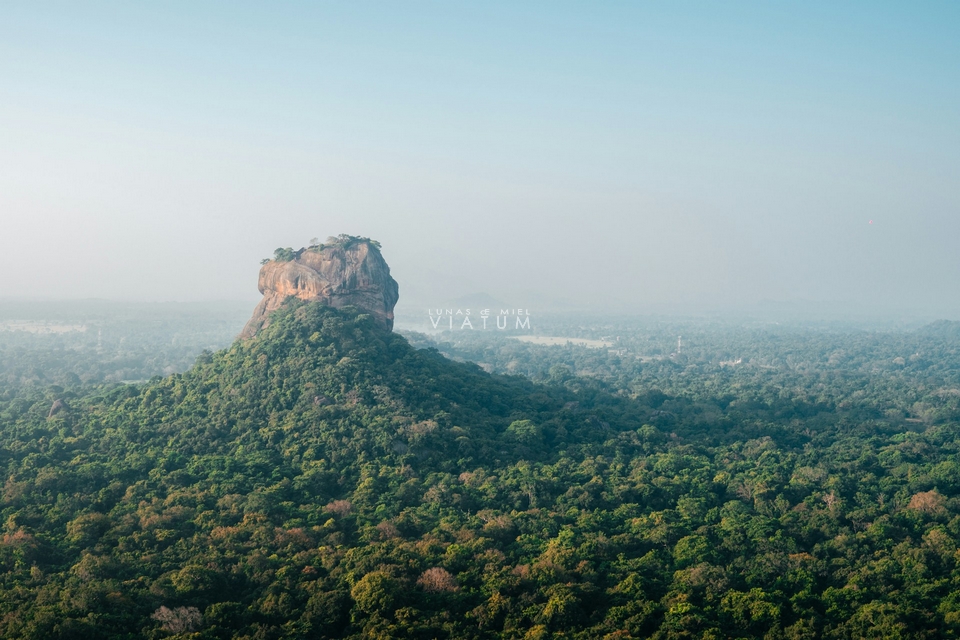 Subida a Sigiriya