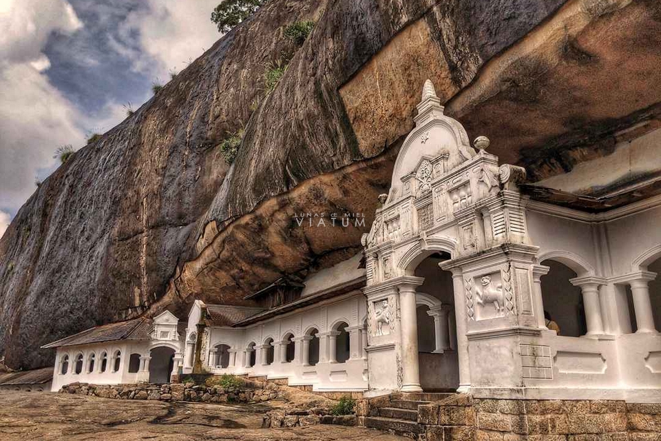 Visita Dambulla Cave Temple