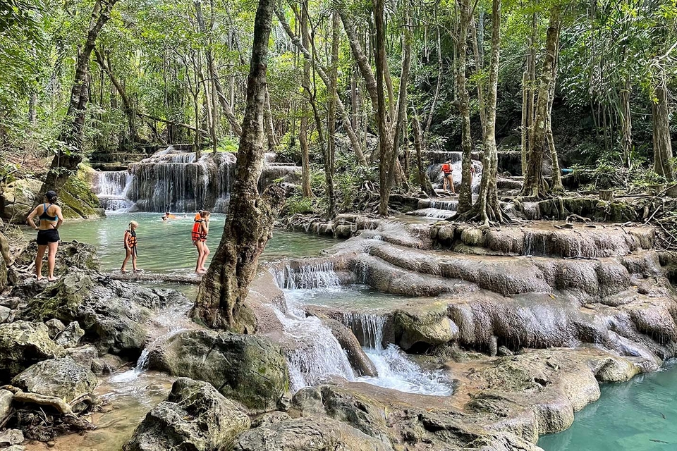 Visita al Parque Nacional de Erawan Falls