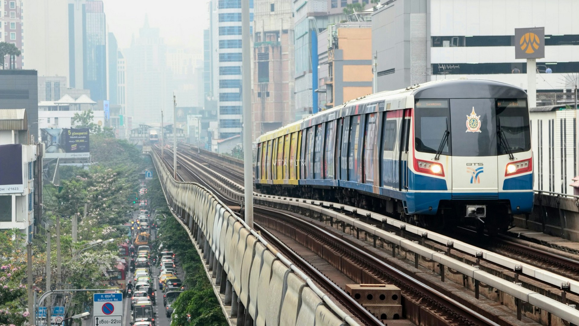 Dia 1: Ciudad de Origen - Bangkok