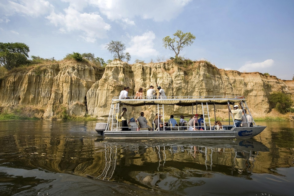 Safari en barco por canal Kazinga