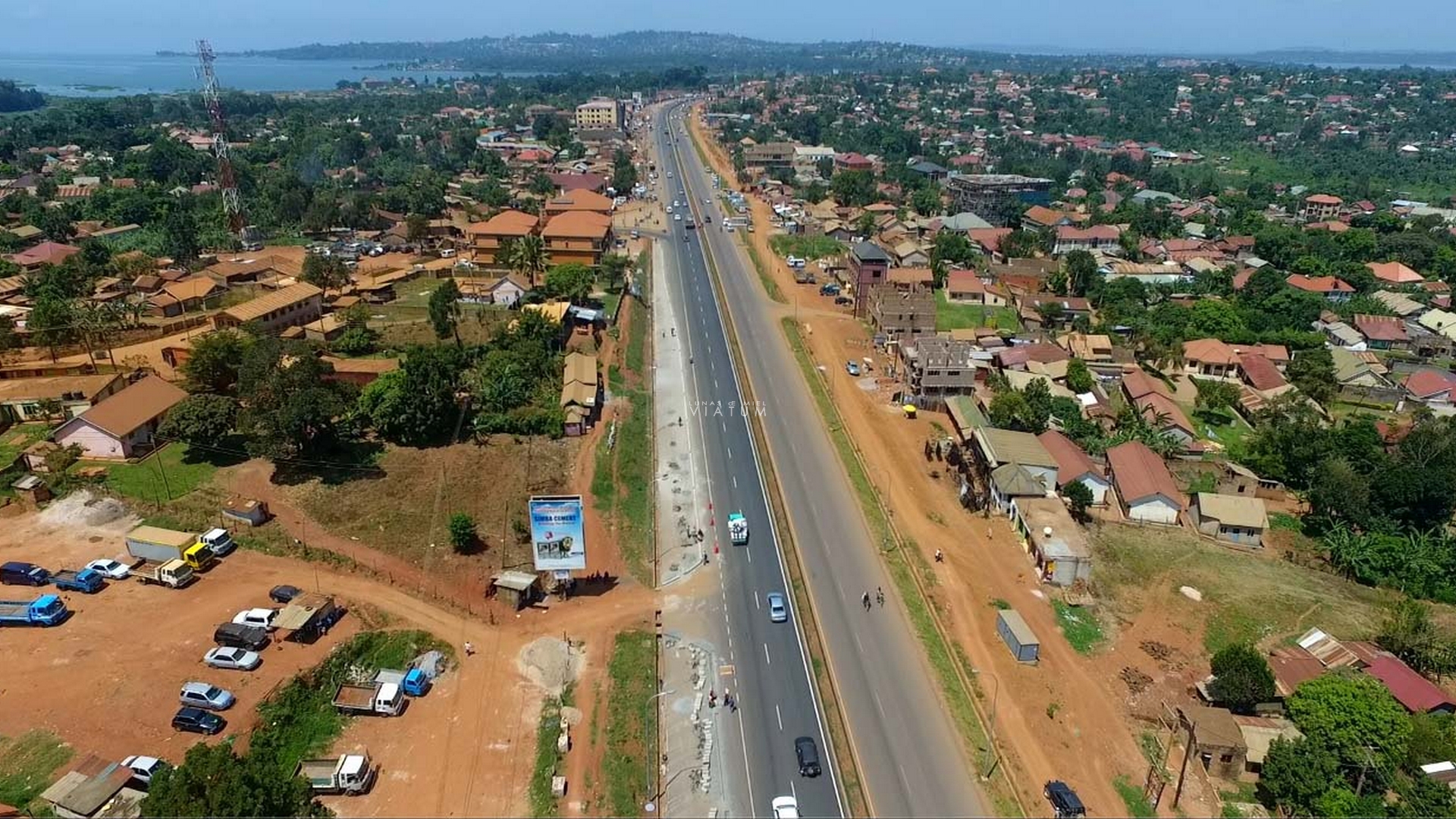 Dia 1: Ciudad de Origen - Entebbe