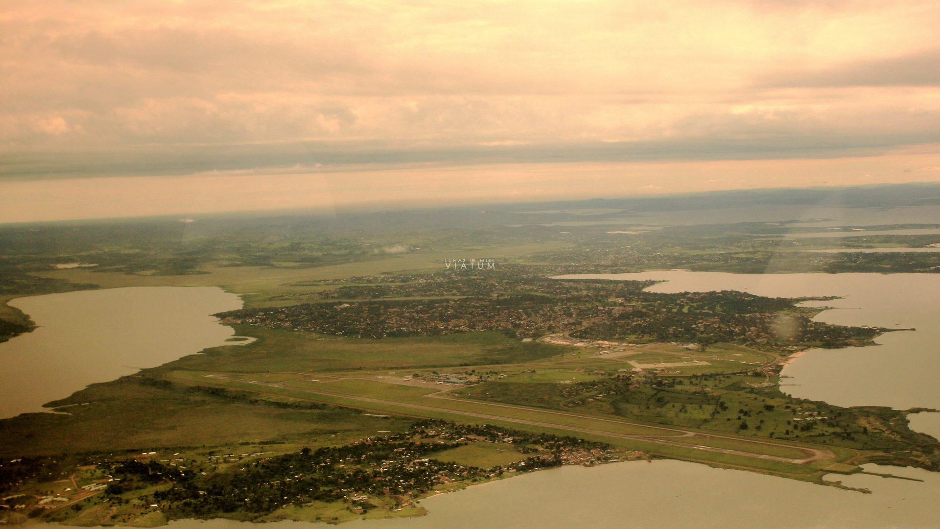 Dia 1: Ciudad de Origen - Entebbe