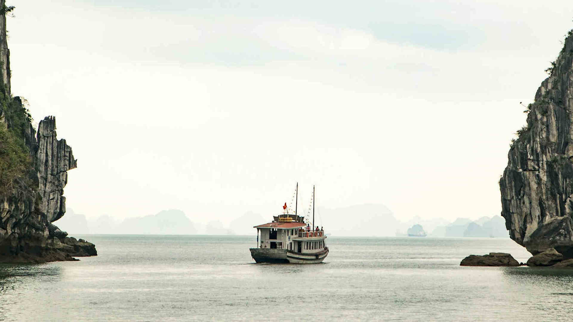   Dia 7 : Hanoi - Bahia de Halong