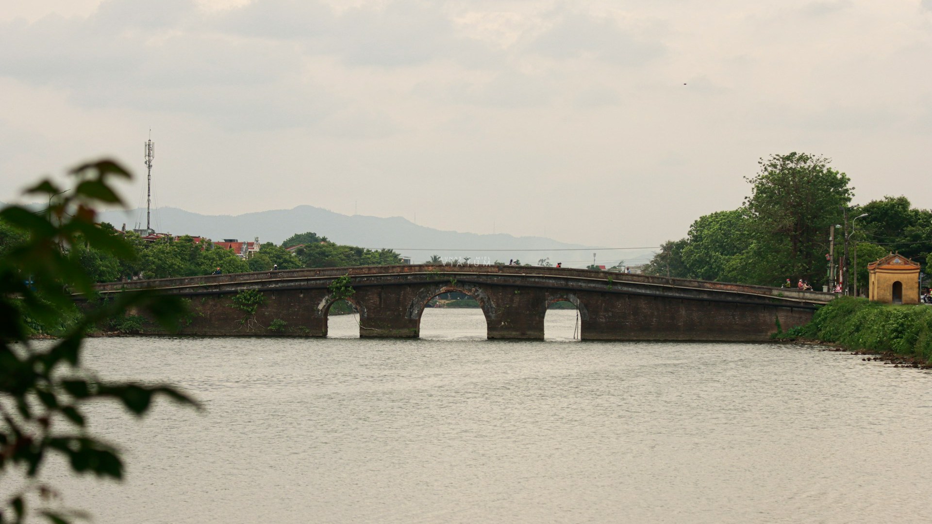 Dia 8: Halong - Hanoi - Hue 