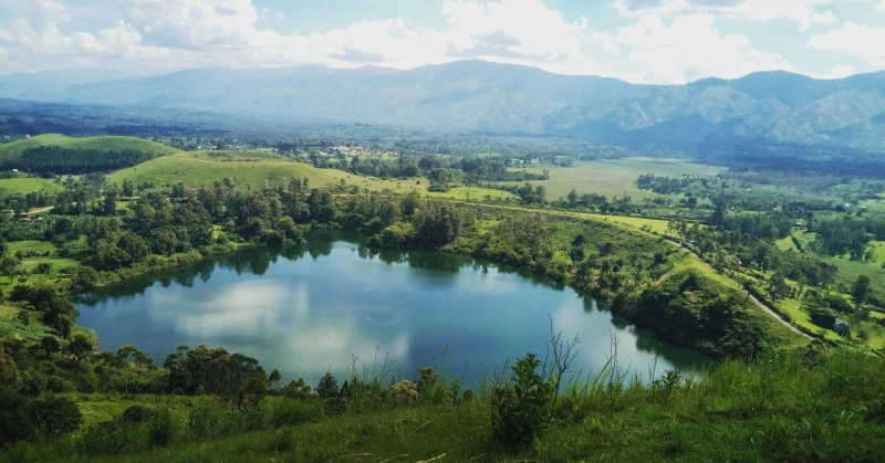 Luna de Miel en Uganda: Al Completo